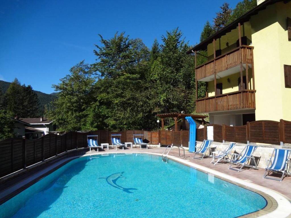 Residence Ai Tovi Bezzecca Extérieur photo